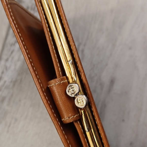 Vintage Gucci Wallet - Picture 10 of 11